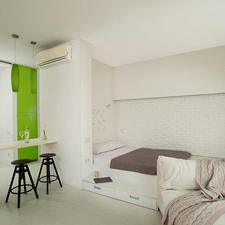White Attic Apartment Oldenburg Bagian luar foto