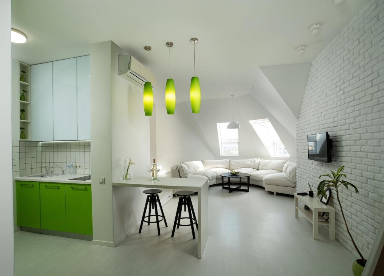 White Attic Apartment Oldenburg Bagian luar foto